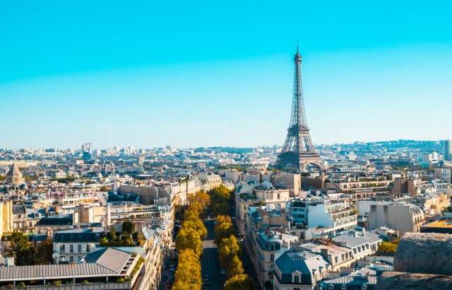 Best Places to Stay in Paris, France – Best Time to Visit, Tips, and Timings