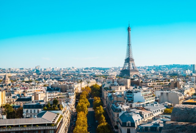 Best Places to Stay in Paris, France – Best Time to Visit, Tips, and Timings